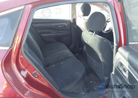 2015 Nissan Altima 2.5 S из США, поврежденный, VIN 1N4AL3AP1FN911383